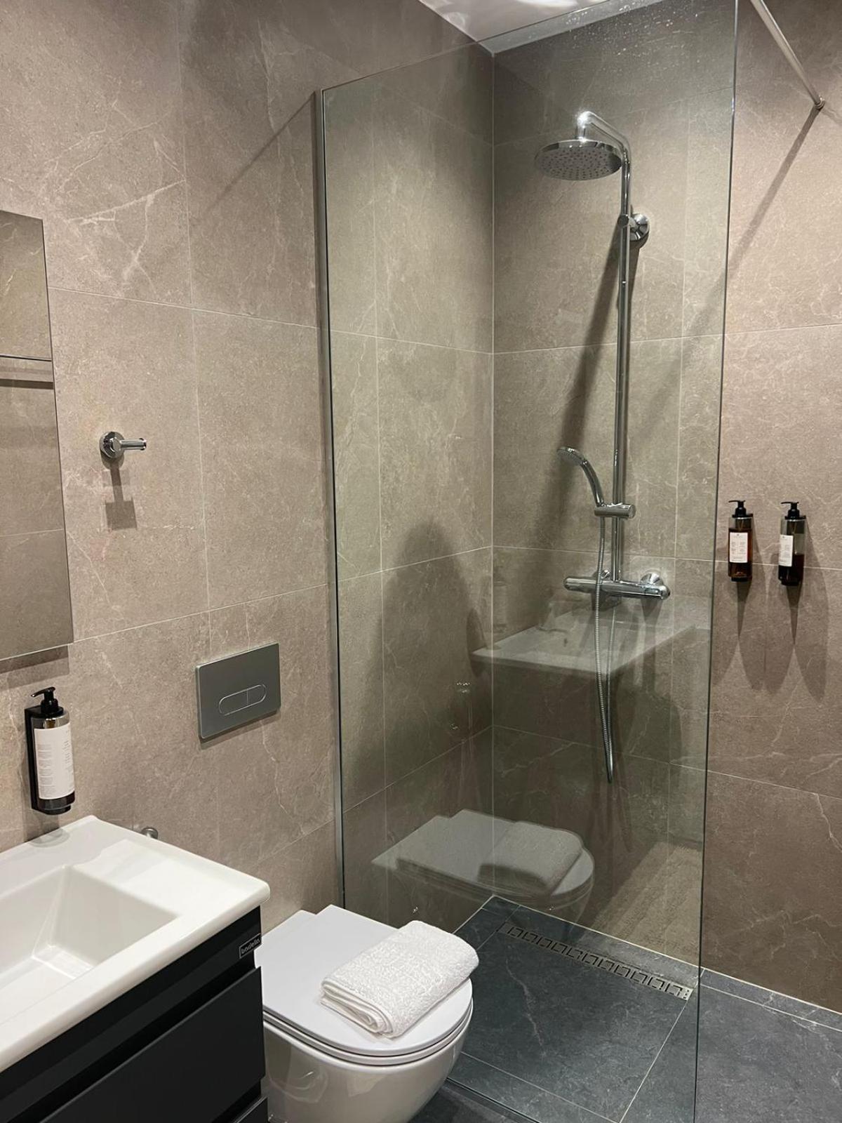 Seaside Apartment Sarande Bagian luar foto