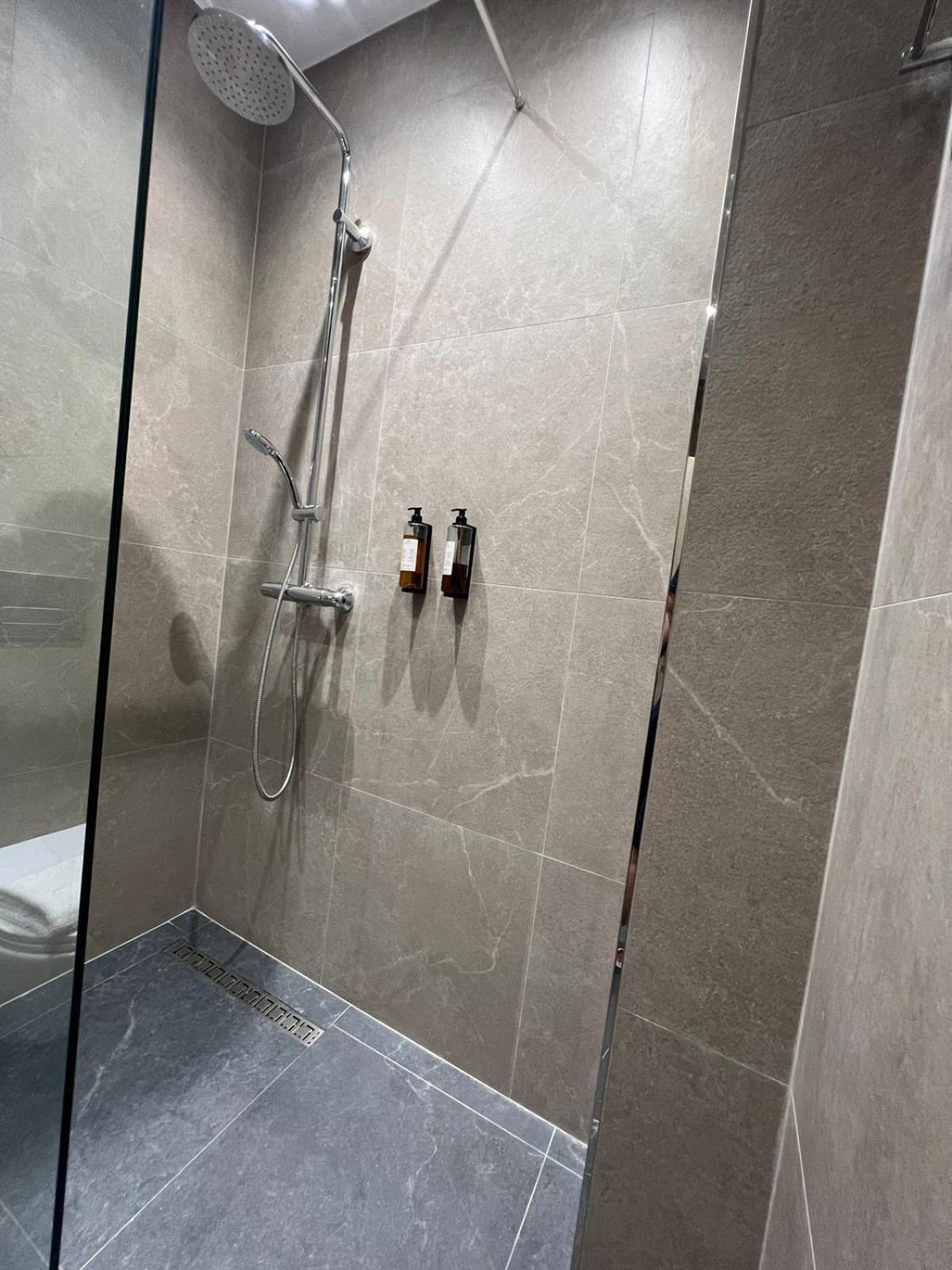 Seaside Apartment Sarande Bagian luar foto