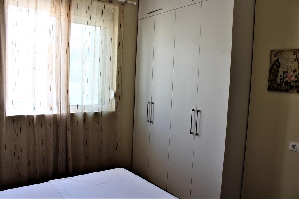 Seaside Apartment Sarande Bagian luar foto