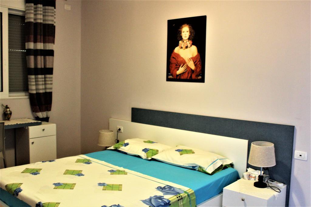 Seaside Apartment Sarande Bagian luar foto